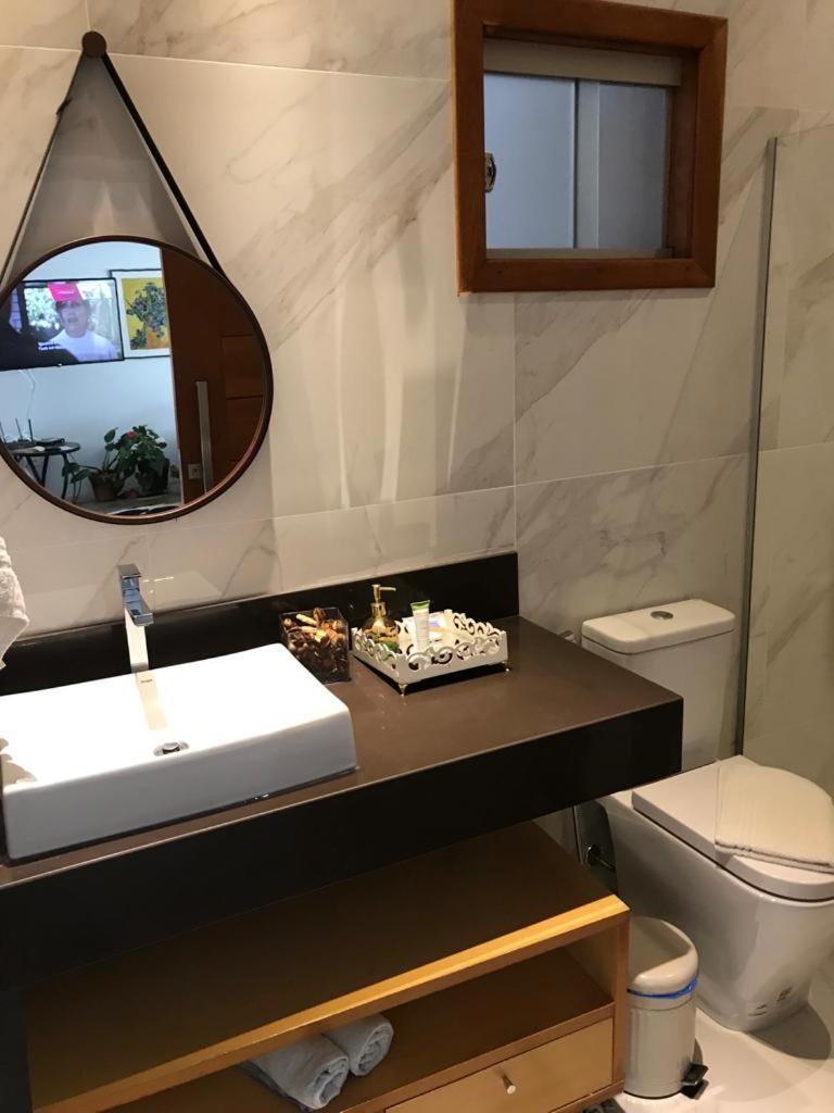 Loft Rua Direita Villa ปิเรนนอโปลิส ภายนอก รูปภาพ